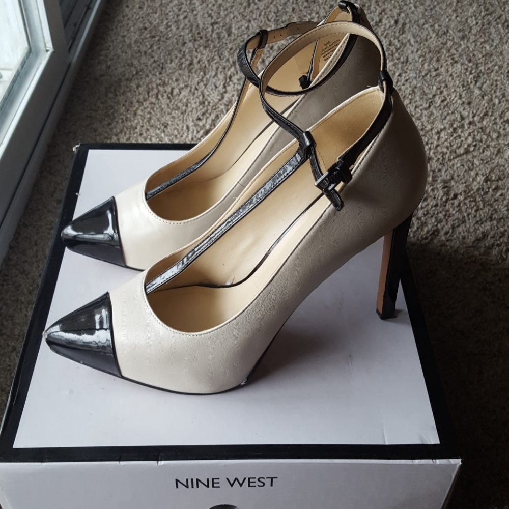 Nine West Black and Cream Heels